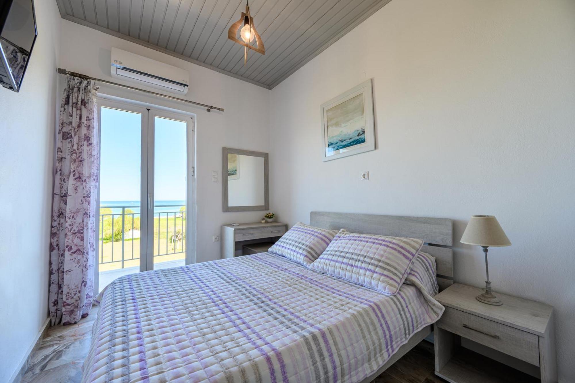 Beachfront First-Floor Suite Georgioupoli Buitenkant foto